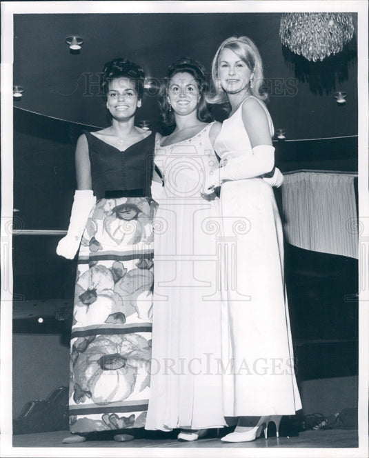 1966 Miss World Contestants Press Photo - Historic Images