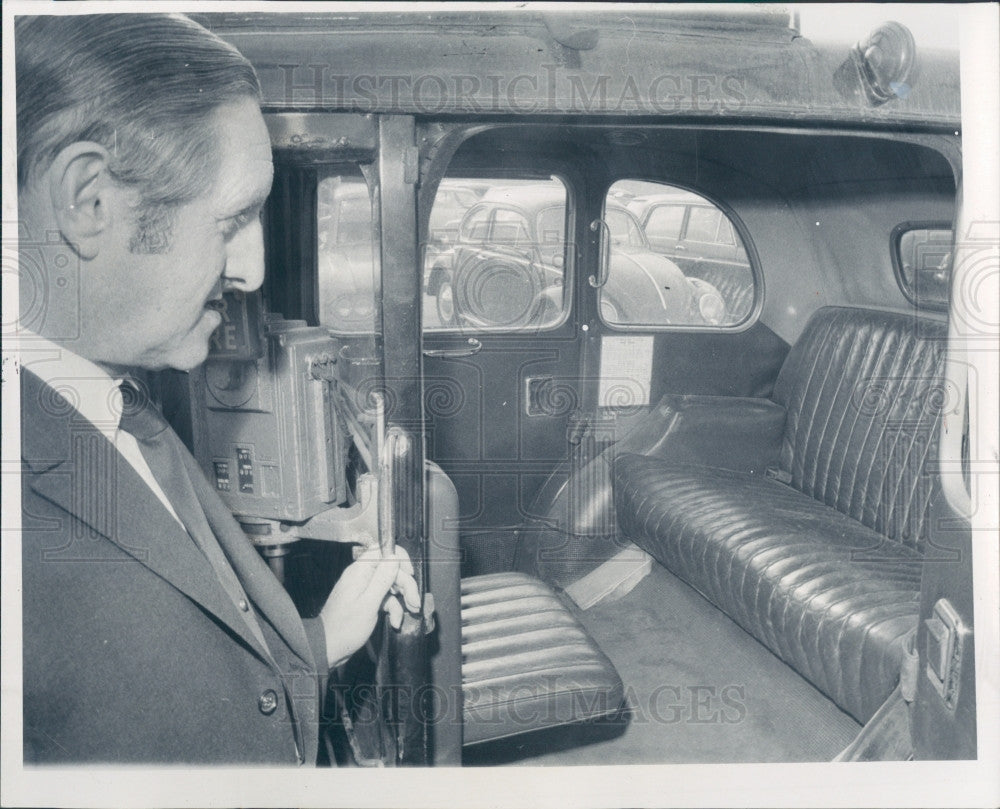 1969 Great Britain Taxicab Press Photo - Historic Images