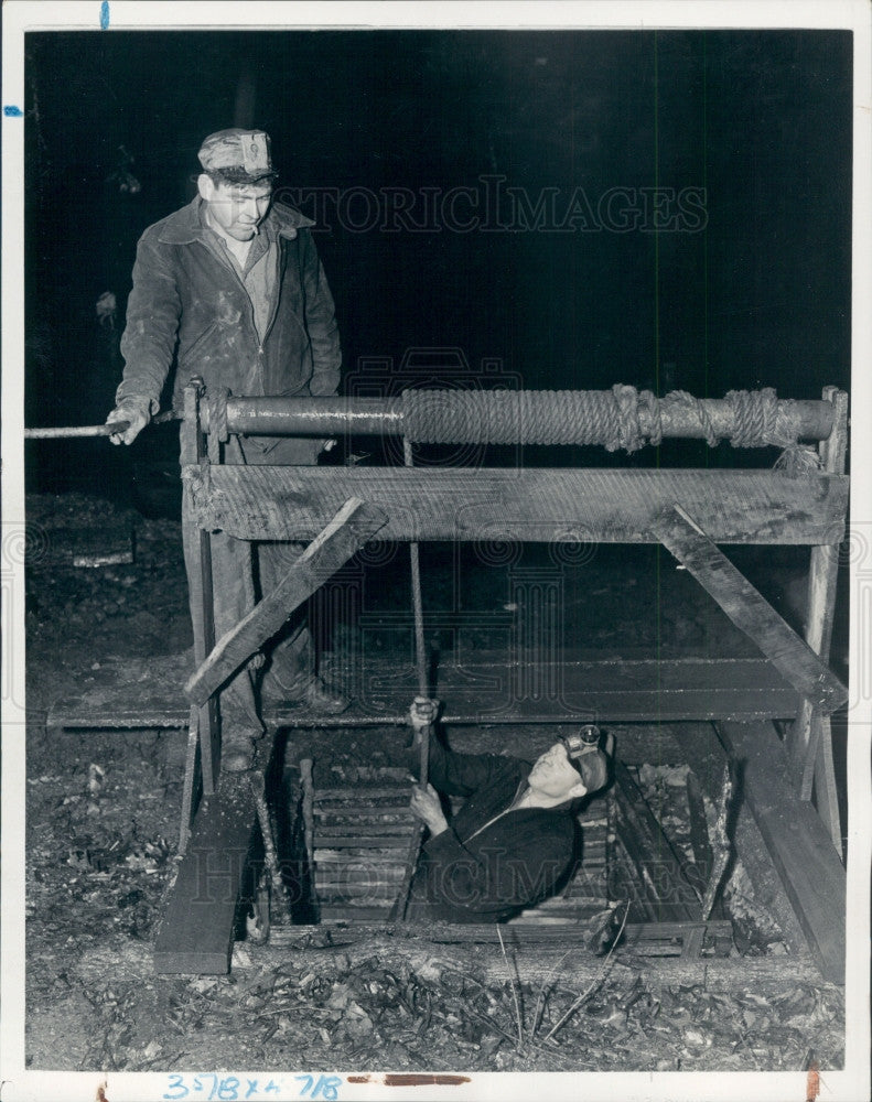 1938 Manganese Mining Press Photo - Historic Images