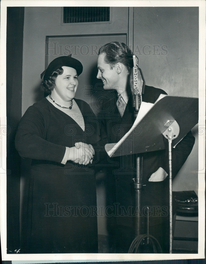 Undated Singer Kate Smith Press Photo - Historic Images