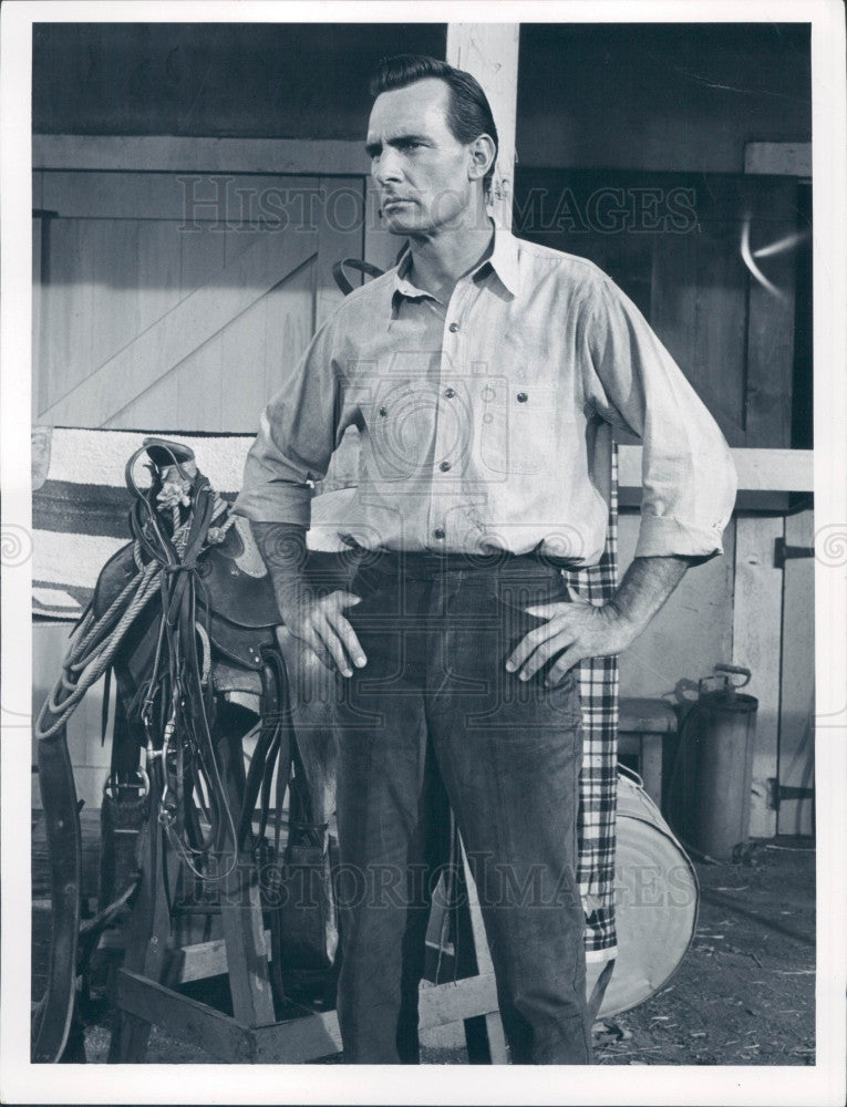 1964 Actor Dennis Weaver Press Photo - Historic Images