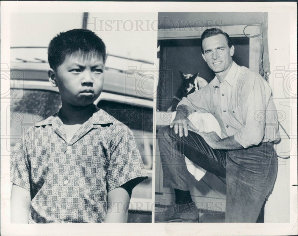 1965 Actor Dennis Weaver Press Photo - Historic Images