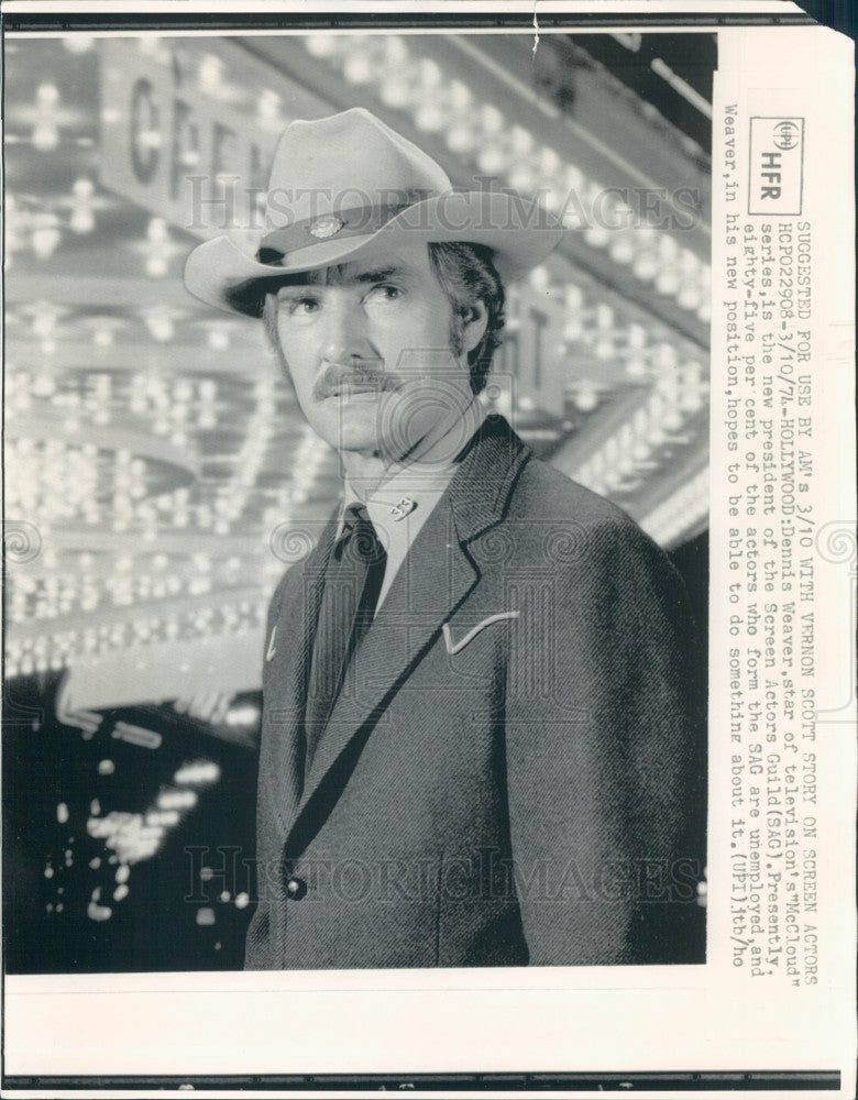 1974 Actor Dennis Weaver Press Photo - Historic Images