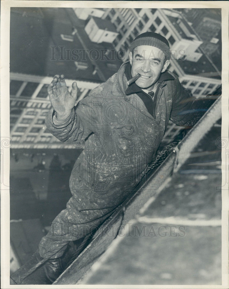 1939 Detroit MI Steeplejack Barlum Tower Press Photo - Historic Images