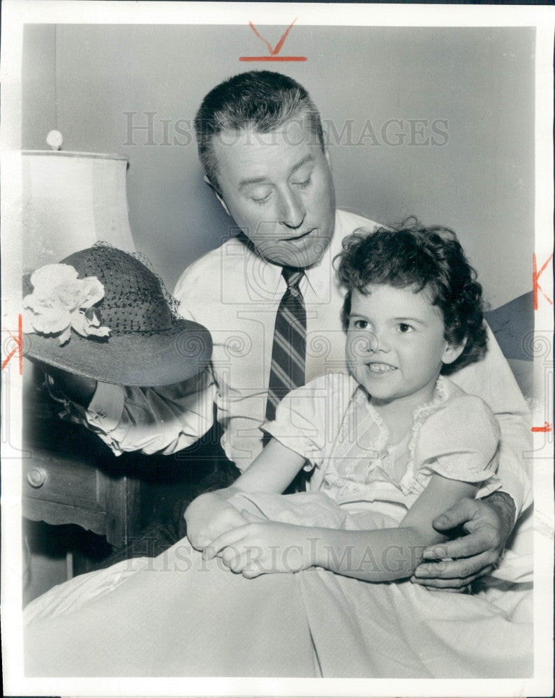 1960 Actors George Gobel &amp; Tammy Marihugh Press Photo - Historic Images