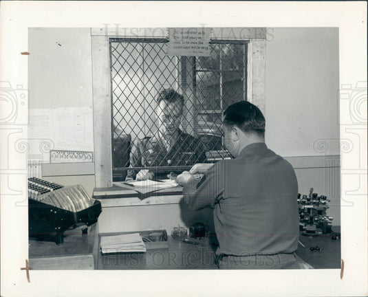 1945 Detroit MI William M. Donnelly Press Photo - Historic Images