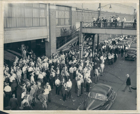 1949 Ford Motor Company Strike Press Photo - Historic Images