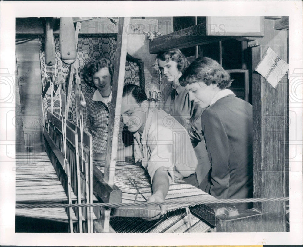 1951 Detroit Greenfield Village Weaver Press Photo - Historic Images