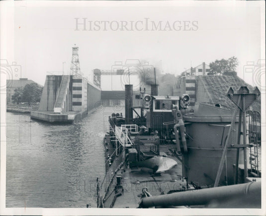 1945 IL River Lakes-to-Gulf Waterway Press Photo - Historic Images