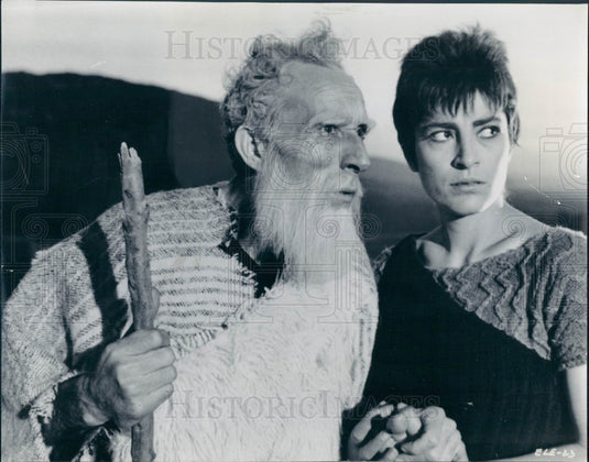 1963 Actors Irene Papas & Manos Katrakis Press Photo - Historic Images