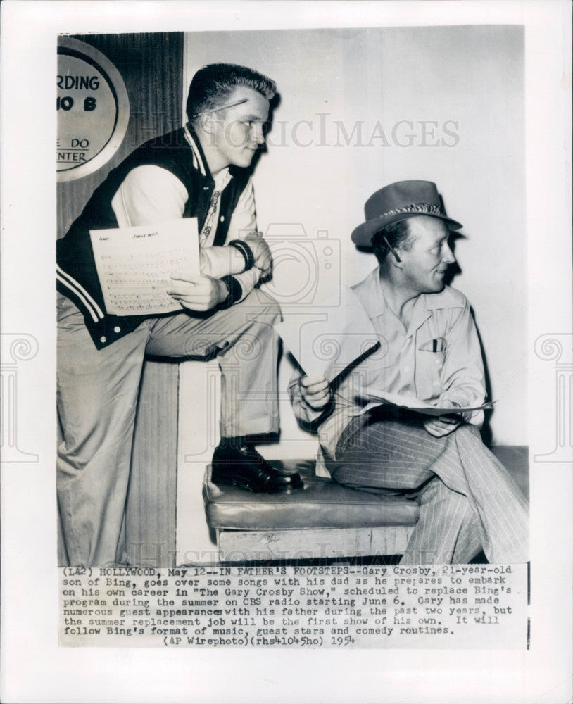 1954 Actor Bing Crosby &amp; Son Gary Press Photo - Historic Images