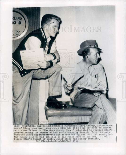 1954 Actor Bing Crosby & Son Gary Press Photo - Historic Images
