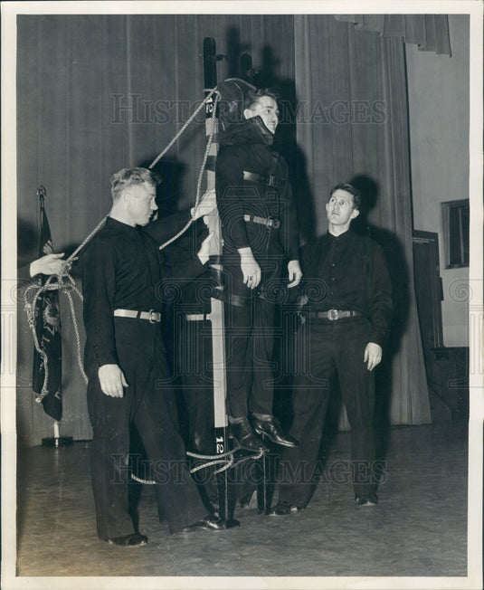 1942 Detroit WWII Air Raid Demonstration Press Photo - Historic Images