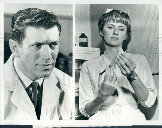 1965 Actors Mary Fickett & Joe Campanella Press Photo - Historic Images