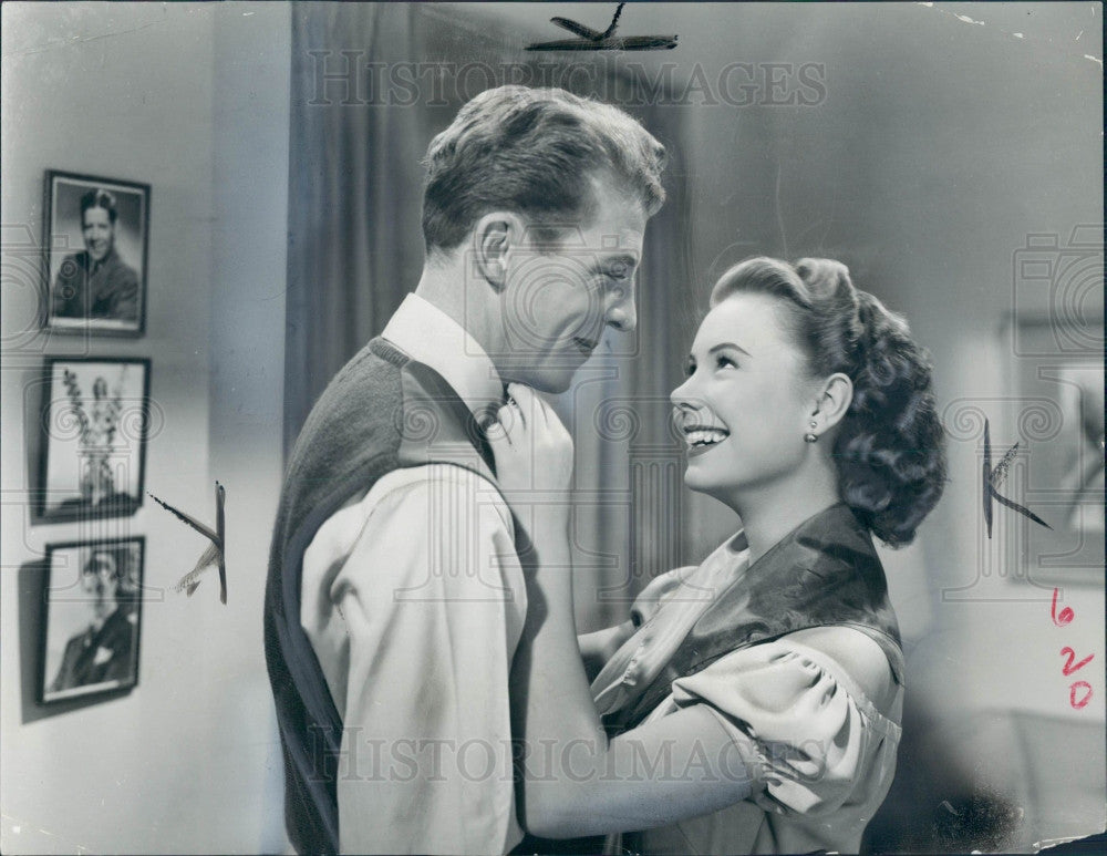 1950 Actors Mitzi Gaynor & Dan Dailey Press Photo - Historic Images