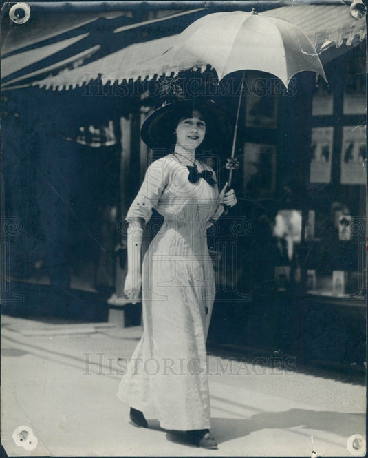 1944 Women's Clothing History Press Photo - Historic Images
