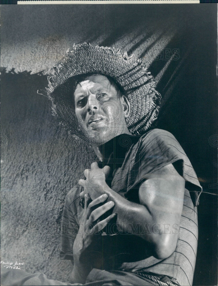 1944 Actor Philip Dorn Press Photo - Historic Images
