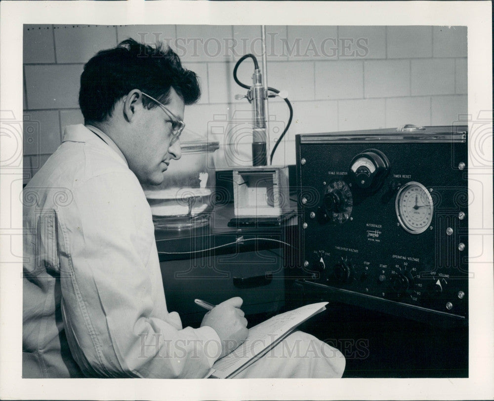 1949 Detroit Institute of Cancer Research Press Photo - Historic Images