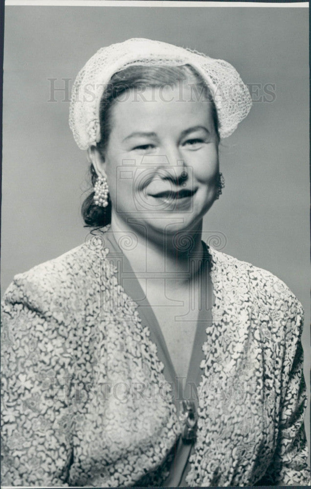 1952 Singer Veronica Maximovich Press Photo - Historic Images