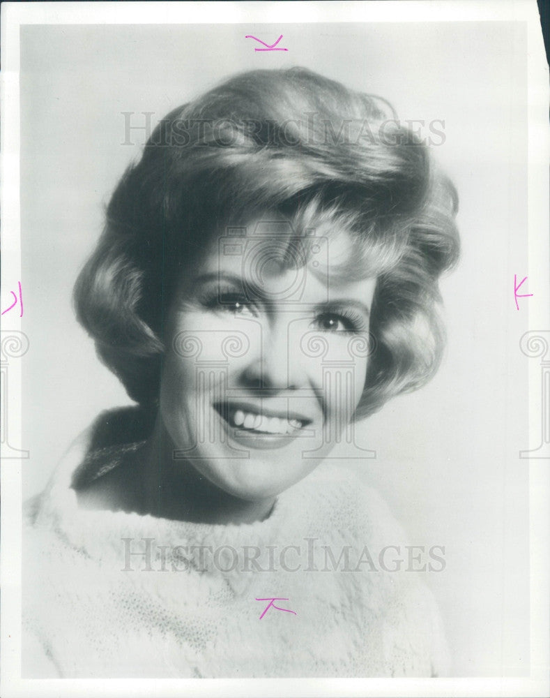 1967 Actress Julia Meade Press Photo - Historic Images