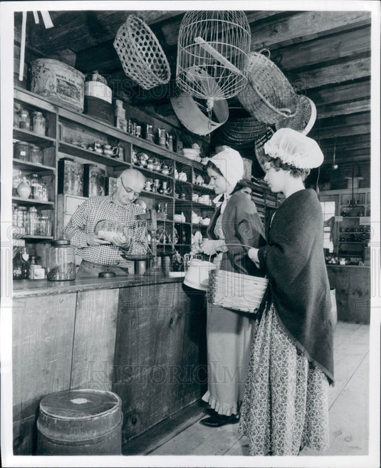 1964 Sturbridge MA Miner Grant's Gen Store Press Photo - Historic Images