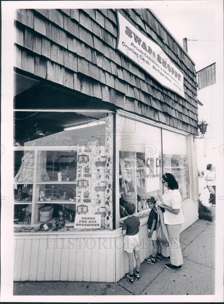 1972 Detroit MI Store Swap &amp; Shoppe Press Photo - Historic Images