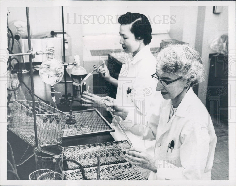 1958 Natl Inst Allergy &amp; Infectious Disease Press Photo - Historic Images