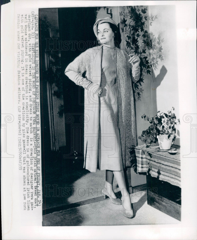 1955 New York Designer Maxwell Tweed Coat Press Photo - Historic Images