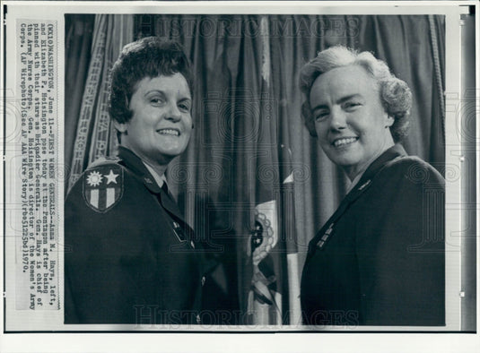 1970 1st US Army Female Gen Hays & Hoisington Photo - Historic Images