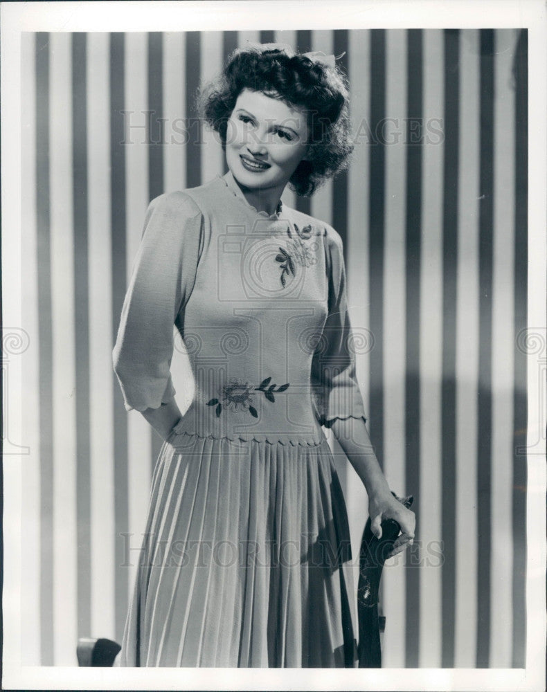 1942 Actress Mary Mason Press Photo - Historic Images
