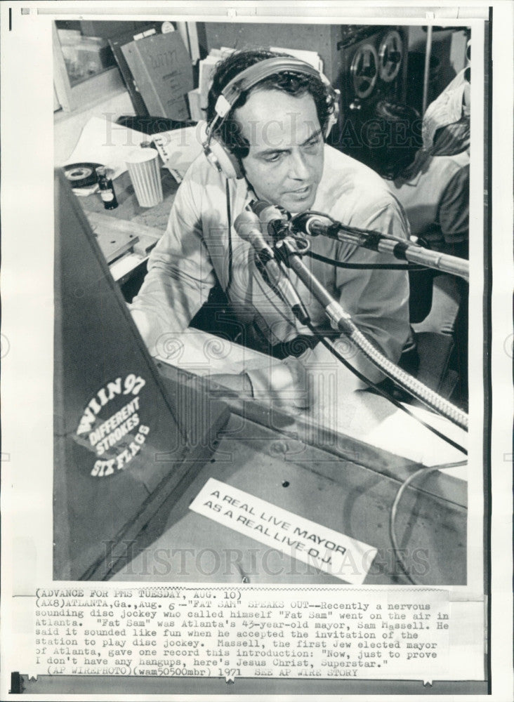 1971 Atlanta GA Mayor Sam Massell Press Photo - Historic Images