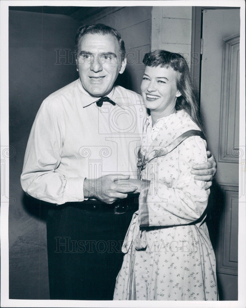 1958 Actors Osa Massen &amp; William Bendix Press Photo - Historic Images