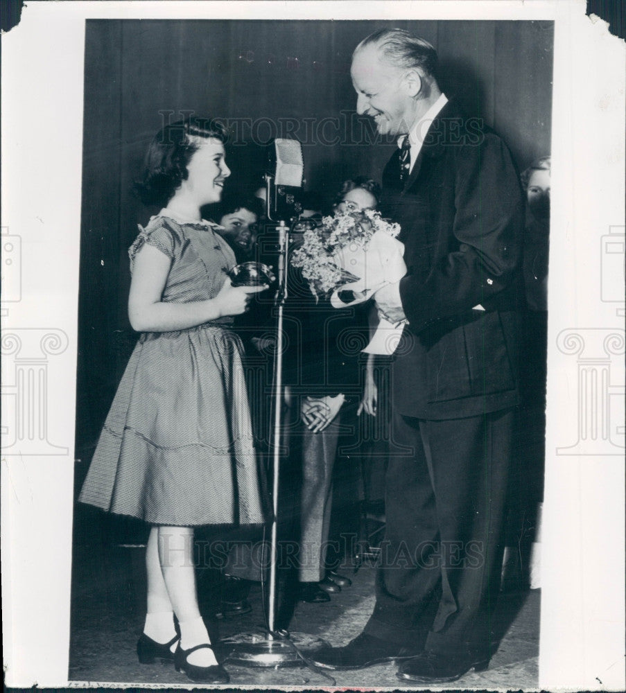 1951 Child Actress Gigi Perreau Press Photo - Historic Images