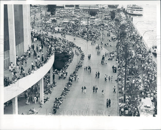 1971 Detroit Cobo Riverfront Fireworks Press Photo - Historic Images