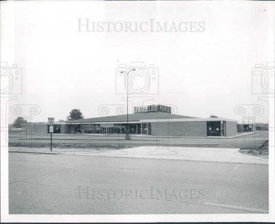 1961 Detroit Peoples Store Press Photo - Historic Images