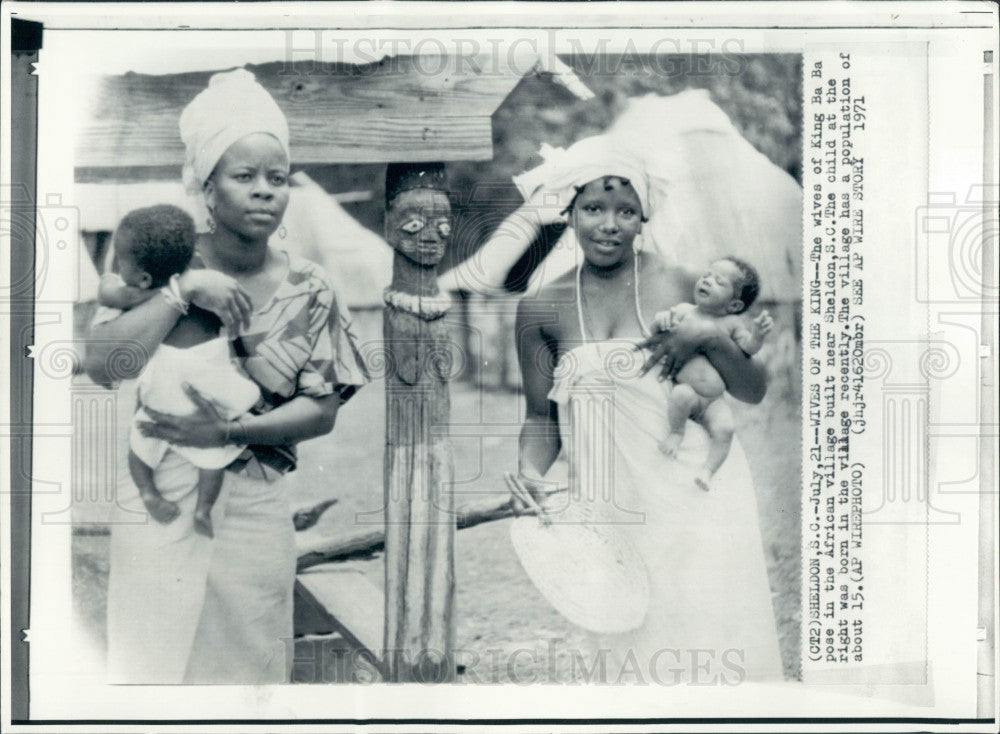 1971 Sheldon S Carolina African Village Press Photo - Historic Images