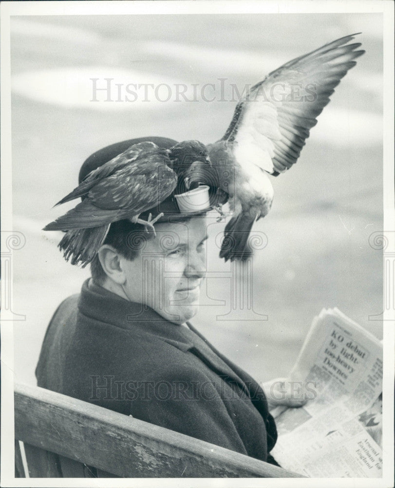 1964 Pigeon Feeder Bowler Hat Press Photo - Historic Images