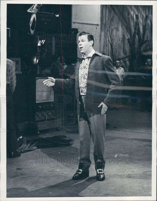 1955 Singer/Actor Dennis Day Press Photo - Historic Images