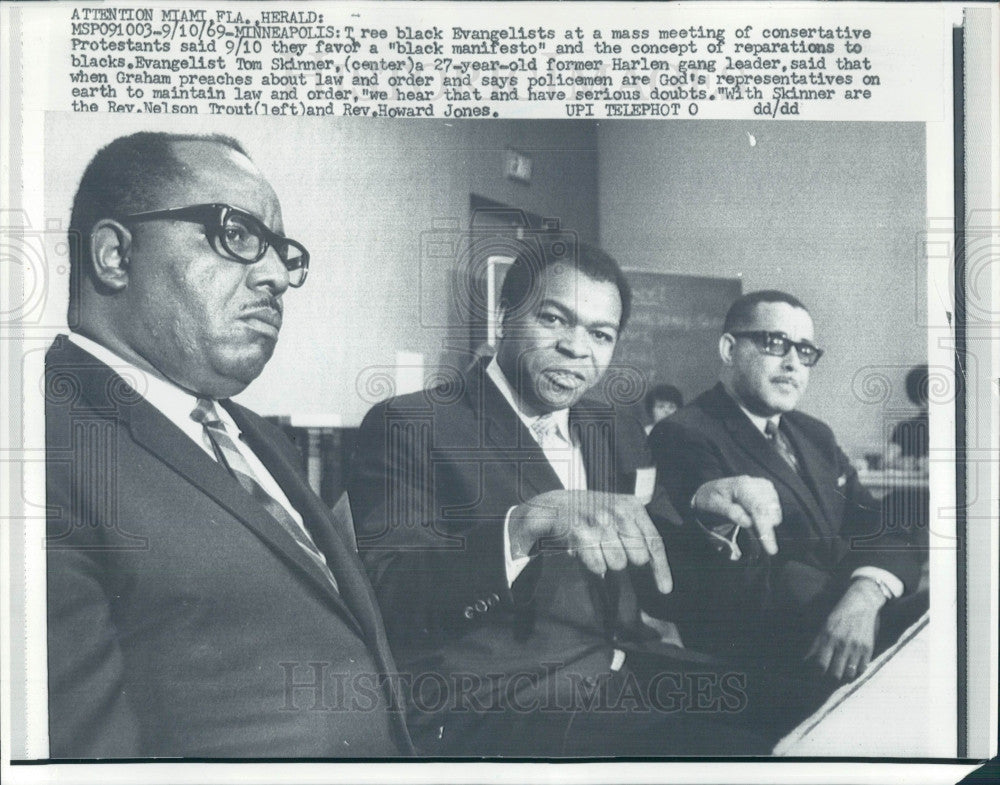 1969 Evangelists Skinner Trout Jones Press Photo - Historic Images