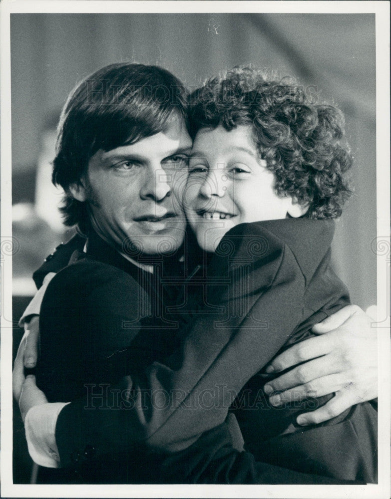 1977 Actors Marc Singer and Jeff Lynas Press Photo - Historic Images