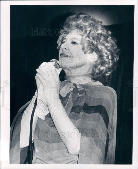 1978 Vaudeville Singer Hildegarde Press Photo - Historic Images