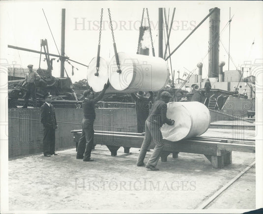 1935 Detroit News Unloading Paper Rolls Press Photo - Historic Images