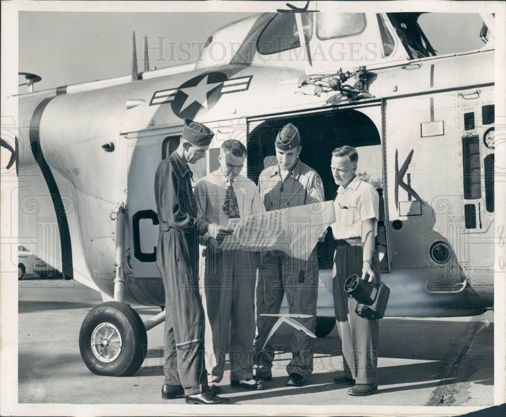 1953 Detroit News Copter Candid Camera Crew Press Photo - Historic Images