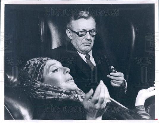 1970 Actors Lee Cobb & Anne Bancroft Press Photo - Historic Images
