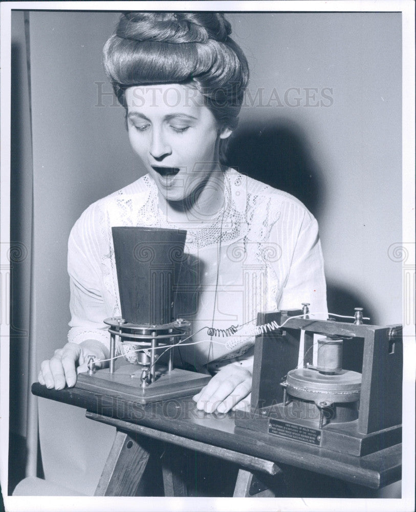 1960 MI Bell Bell&#39;s 1875 Phone Replica Press Photo - Historic Images