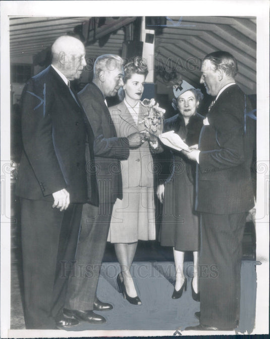 1941 Tommy Manville Asbestos Heir & Wife 5 Press Photo - Historic Images