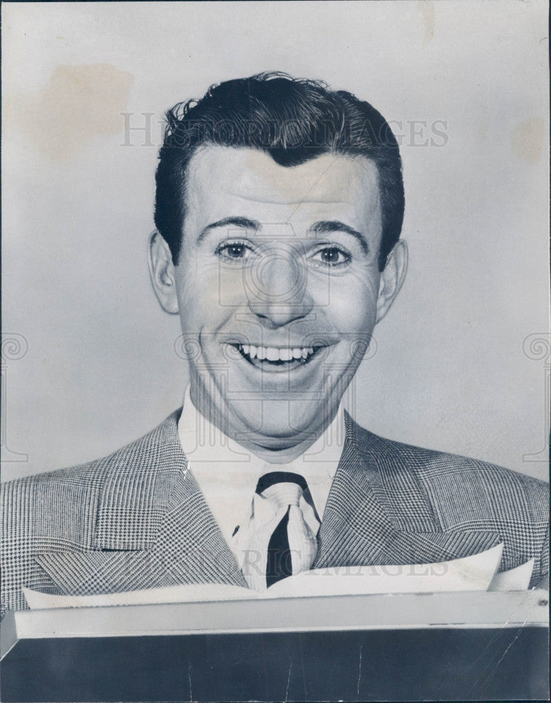 1952 Singer Dennis Day Press Photo - Historic Images