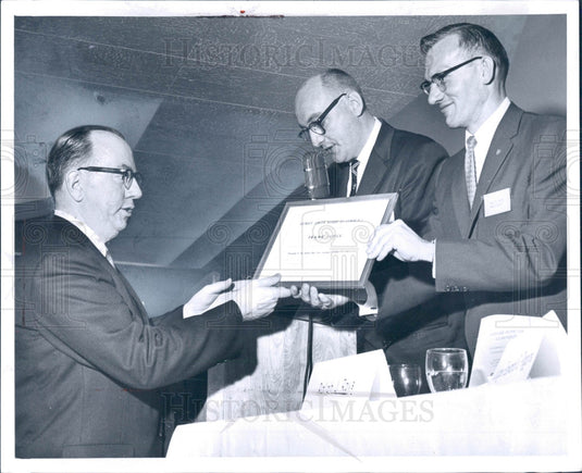 1961 TV Critic Frank Judge Press Photo - Historic Images