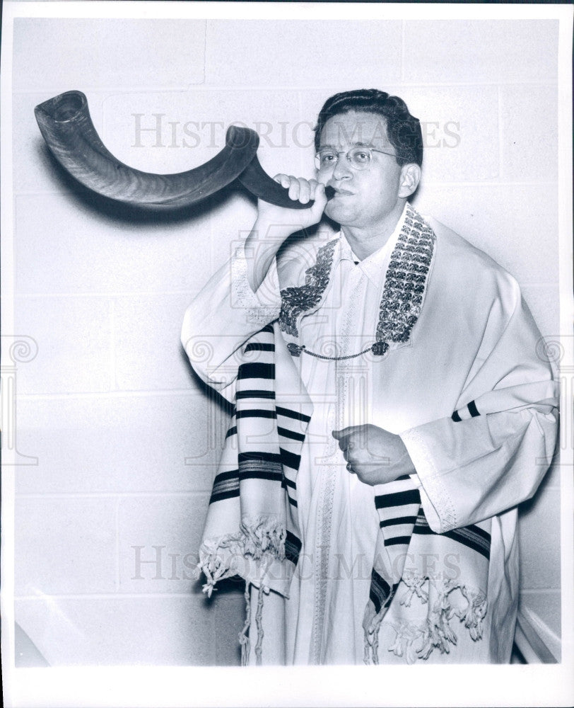 1960 Detroit Oak Woods Rabbi Yaakov Homnick Press Photo - Historic Images