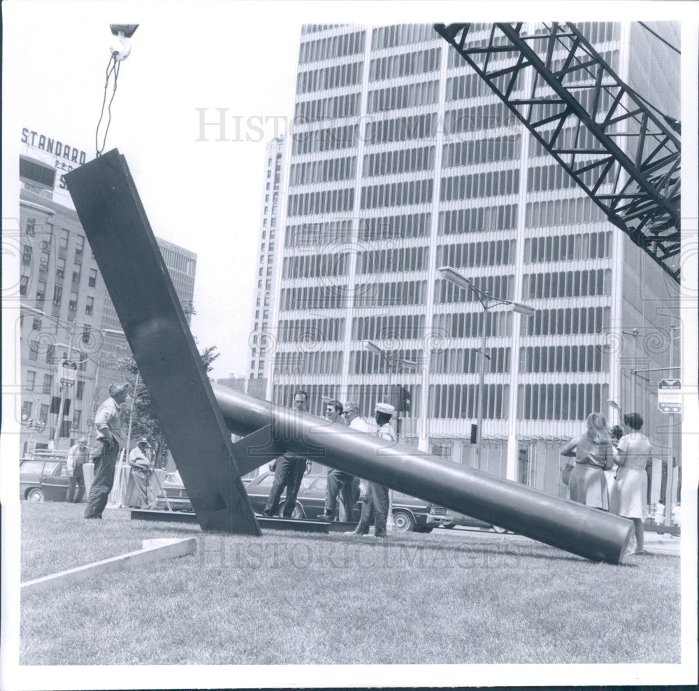 1969 Detroit Robert Murray Steel Sculpture Press Photo - Historic Images